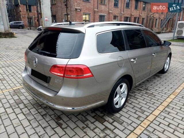 Сірий Фольксваген Пассат, об'ємом двигуна 2 л та пробігом 275 тис. км за 10900 $, фото 8 на Automoto.ua