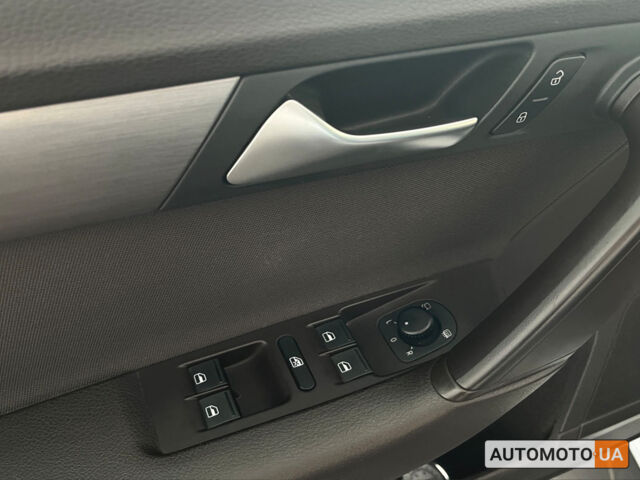 Серый Фольксваген Пассат, объемом двигателя 2 л и пробегом 204 тыс. км за 13000 $, фото 11 на Automoto.ua