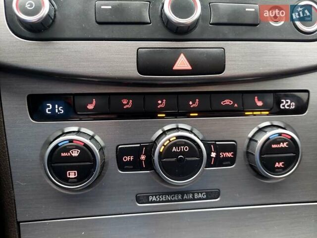 Серый Фольксваген Пассат, объемом двигателя 1.97 л и пробегом 275 тыс. км за 9900 $, фото 61 на Automoto.ua