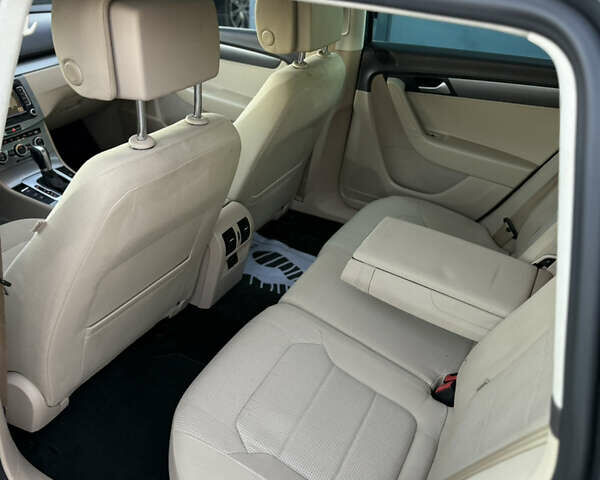 Серый Фольксваген Пассат, объемом двигателя 2 л и пробегом 206 тыс. км за 12588 $, фото 15 на Automoto.ua