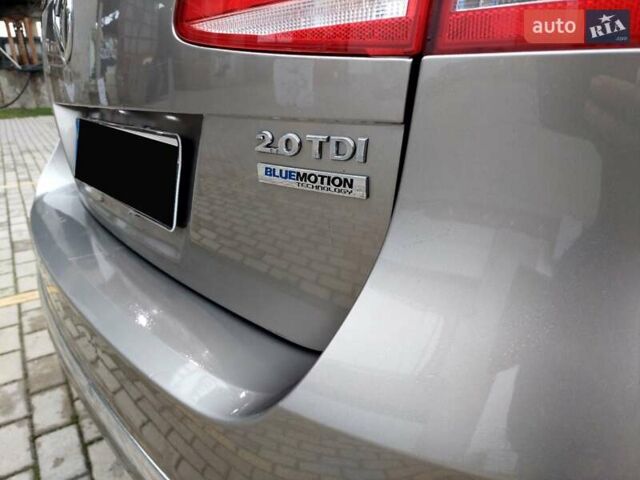 Сірий Фольксваген Пассат, об'ємом двигуна 2 л та пробігом 275 тис. км за 10900 $, фото 16 на Automoto.ua