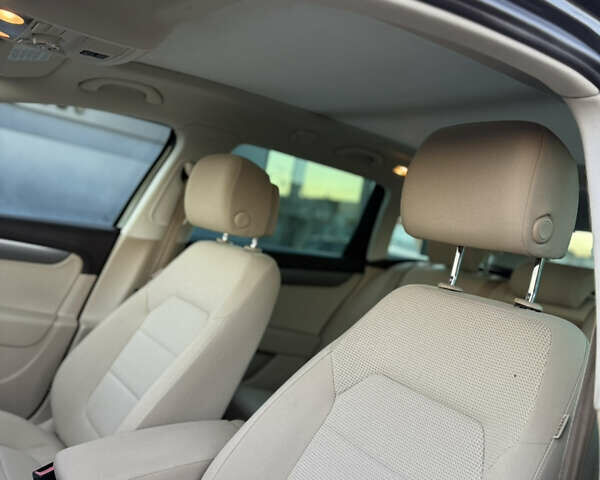 Серый Фольксваген Пассат, объемом двигателя 2 л и пробегом 206 тыс. км за 12588 $, фото 12 на Automoto.ua