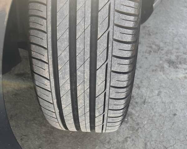 Сірий Фольксваген Пассат, об'ємом двигуна 2 л та пробігом 279 тис. км за 12350 $, фото 36 на Automoto.ua