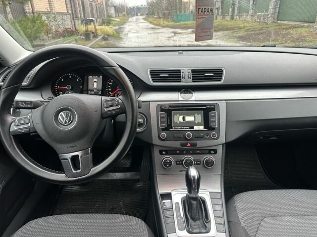 Сірий Фольксваген Пассат, об'ємом двигуна 2 л та пробігом 257 тис. км за 10300 $, фото 4 на Automoto.ua