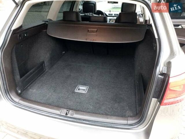 Серый Фольксваген Пассат, объемом двигателя 1.97 л и пробегом 275 тыс. км за 9900 $, фото 42 на Automoto.ua