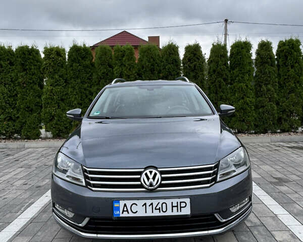 Сірий Фольксваген Пассат, об'ємом двигуна 1.6 л та пробігом 240 тис. км за 12799 $, фото 2 на Automoto.ua