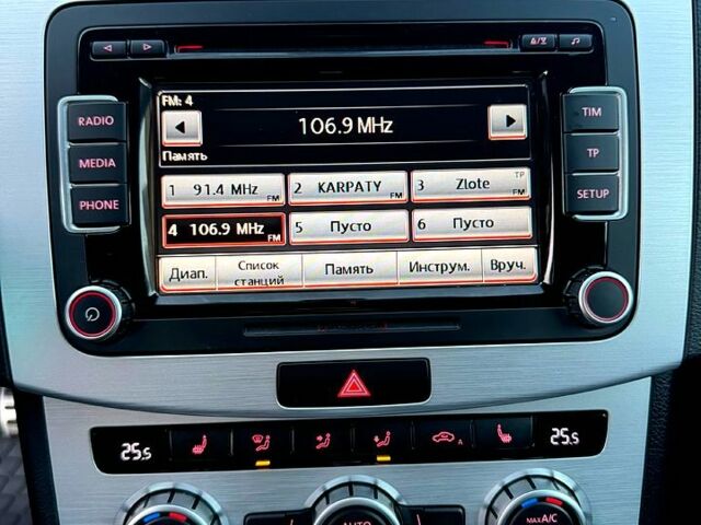 Сірий Фольксваген Пассат, об'ємом двигуна 2 л та пробігом 258 тис. км за 12900 $, фото 5 на Automoto.ua