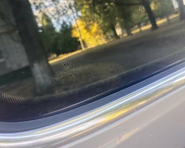 Серый Фольксваген Пассат, объемом двигателя 1.6 л и пробегом 281 тыс. км за 10700 $, фото 18 на Automoto.ua