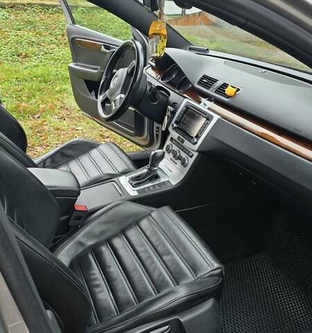 Серый Фольксваген Пассат, объемом двигателя 2 л и пробегом 307 тыс. км за 12500 $, фото 16 на Automoto.ua