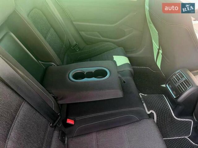 Серый Фольксваген Пассат, объемом двигателя 1.97 л и пробегом 206 тыс. км за 15900 $, фото 32 на Automoto.ua