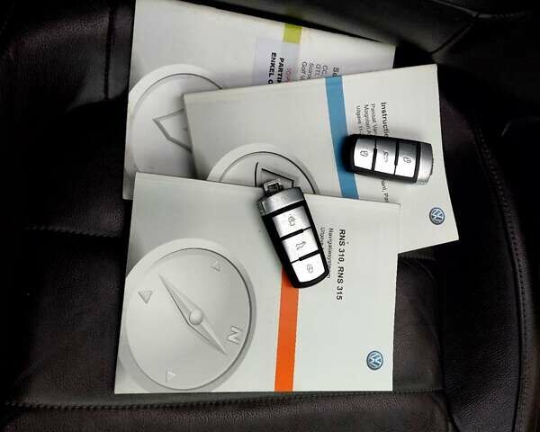 Серый Фольксваген Пассат, объемом двигателя 1.97 л и пробегом 275 тыс. км за 9900 $, фото 90 на Automoto.ua