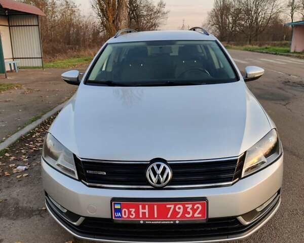 Сірий Фольксваген Пассат, об'ємом двигуна 1.6 л та пробігом 269 тис. км за 9900 $, фото 13 на Automoto.ua