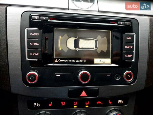 Сірий Фольксваген Пассат, об'ємом двигуна 2 л та пробігом 275 тис. км за 10900 $, фото 88 на Automoto.ua