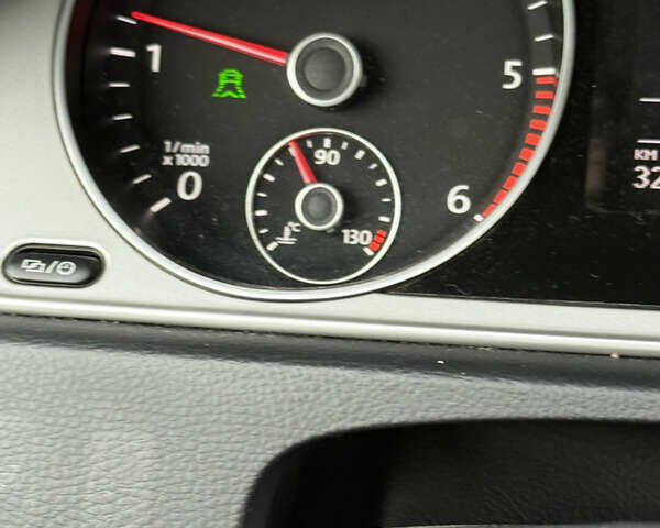 Серый Фольксваген Пассат, объемом двигателя 2 л и пробегом 324 тыс. км за 13500 $, фото 14 на Automoto.ua