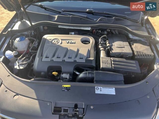 Сірий Фольксваген Пассат, об'ємом двигуна 2 л та пробігом 279 тис. км за 12350 $, фото 38 на Automoto.ua