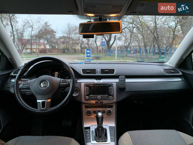 Сірий Фольксваген Пассат, об'ємом двигуна 1.97 л та пробігом 259 тис. км за 12999 $, фото 10 на Automoto.ua