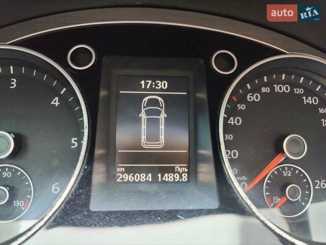 Сірий Фольксваген Пассат, об'ємом двигуна 1.97 л та пробігом 296 тис. км за 11600 $, фото 45 на Automoto.ua