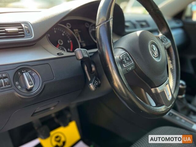 Серый Фольксваген Пассат, объемом двигателя 1.6 л и пробегом 200 тыс. км за 10900 $, фото 8 на Automoto.ua