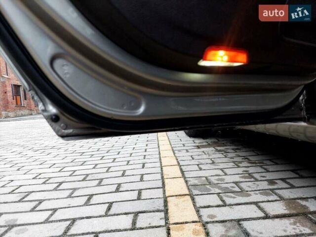 Сірий Фольксваген Пассат, об'ємом двигуна 2 л та пробігом 275 тис. км за 10900 $, фото 40 на Automoto.ua