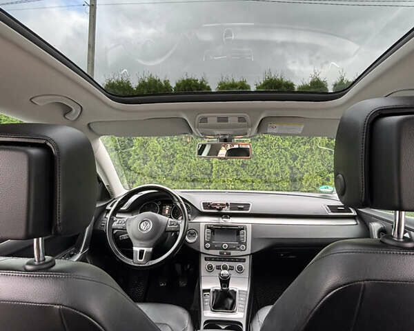 Сірий Фольксваген Пассат, об'ємом двигуна 1.6 л та пробігом 240 тис. км за 12799 $, фото 22 на Automoto.ua