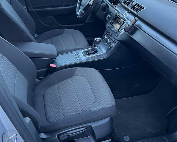 Серый Фольксваген Пассат, объемом двигателя 2 л и пробегом 248 тыс. км за 11500 $, фото 7 на Automoto.ua