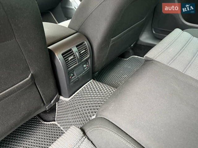 Серый Фольксваген Пассат, объемом двигателя 2 л и пробегом 324 тыс. км за 13500 $, фото 21 на Automoto.ua