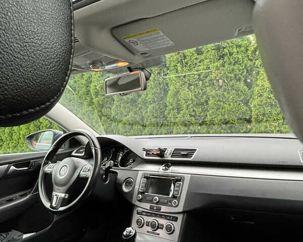 Сірий Фольксваген Пассат, об'ємом двигуна 1.6 л та пробігом 240 тис. км за 12799 $, фото 20 на Automoto.ua