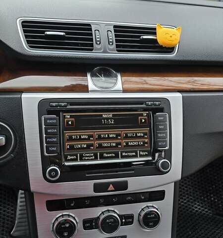 Серый Фольксваген Пассат, объемом двигателя 2 л и пробегом 307 тыс. км за 12500 $, фото 5 на Automoto.ua