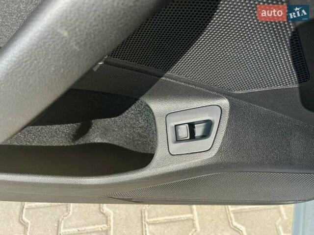 Серый Фольксваген Пассат, объемом двигателя 1.97 л и пробегом 206 тыс. км за 15900 $, фото 29 на Automoto.ua