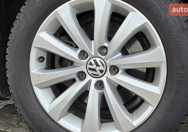 Серый Фольксваген Пассат, объемом двигателя 2 л и пробегом 324 тыс. км за 13500 $, фото 5 на Automoto.ua