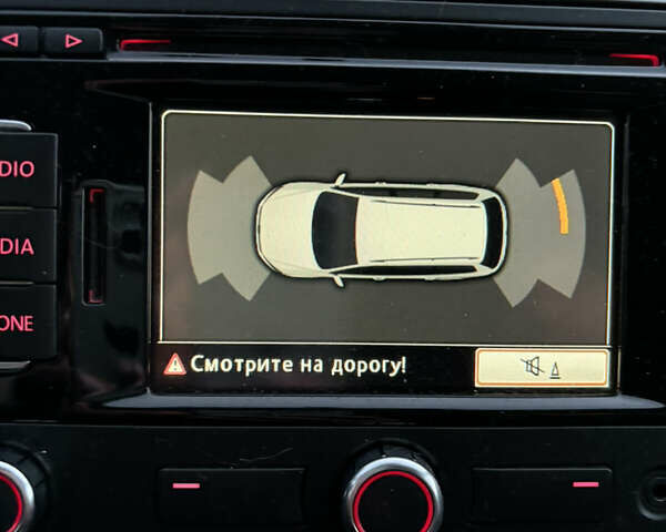 Сірий Фольксваген Пассат, об'ємом двигуна 1.6 л та пробігом 277 тис. км за 10600 $, фото 8 на Automoto.ua