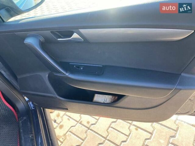 Сірий Фольксваген Пассат, об'ємом двигуна 1.97 л та пробігом 276 тис. км за 12500 $, фото 8 на Automoto.ua