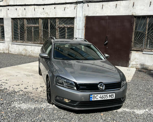 Серый Фольксваген Пассат, объемом двигателя 1.6 л и пробегом 193 тыс. км за 9500 $, фото 3 на Automoto.ua