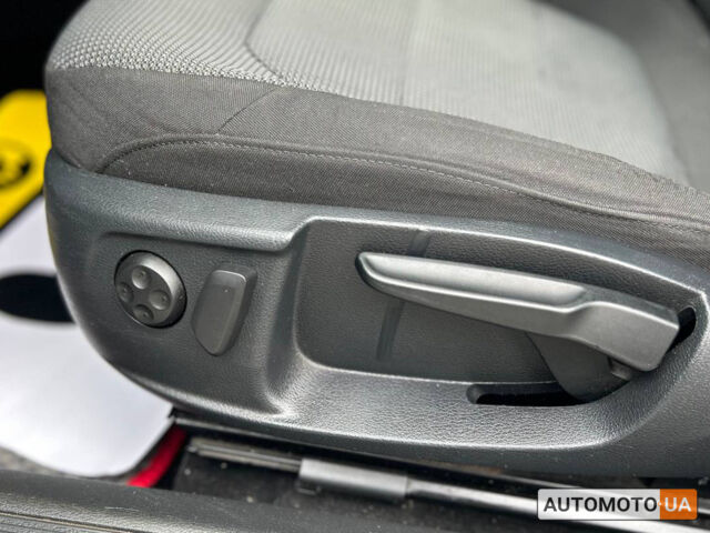 Серый Фольксваген Пассат, объемом двигателя 2 л и пробегом 282 тыс. км за 11600 $, фото 11 на Automoto.ua