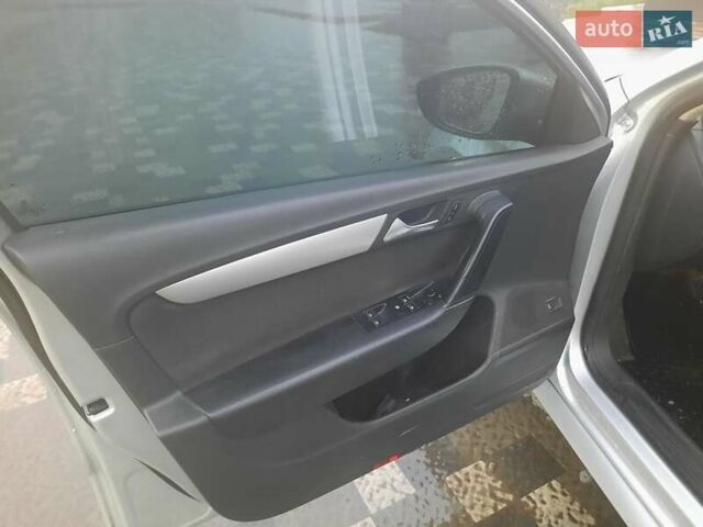Серый Фольксваген Пассат, объемом двигателя 2 л и пробегом 307 тыс. км за 10400 $, фото 10 на Automoto.ua
