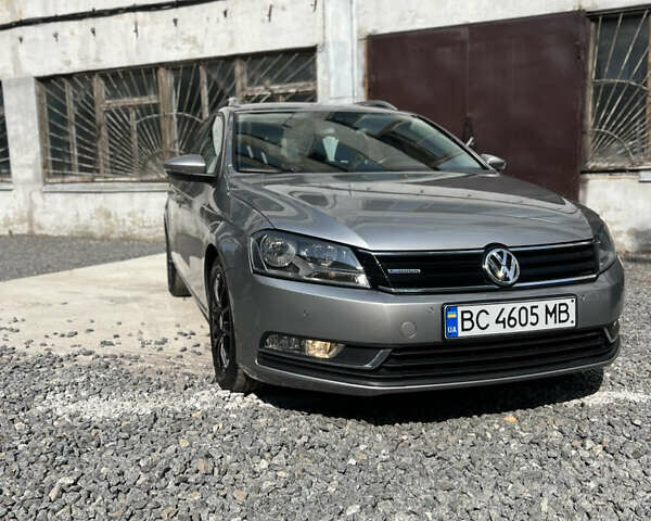 Серый Фольксваген Пассат, объемом двигателя 1.6 л и пробегом 193 тыс. км за 9500 $, фото 2 на Automoto.ua