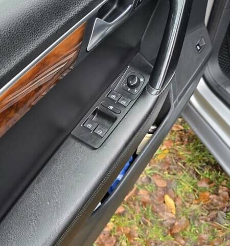 Серый Фольксваген Пассат, объемом двигателя 2 л и пробегом 307 тыс. км за 12500 $, фото 22 на Automoto.ua