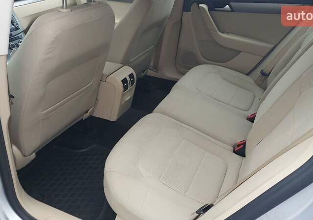 Серый Фольксваген Пассат, объемом двигателя 1.97 л и пробегом 290 тыс. км за 9950 $, фото 17 на Automoto.ua