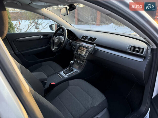Серый Фольксваген Пассат, объемом двигателя 2 л и пробегом 280 тыс. км за 13500 $, фото 11 на Automoto.ua