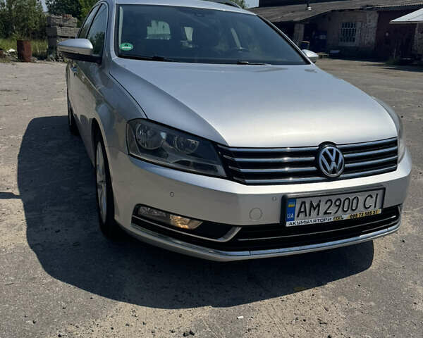 Серый Фольксваген Пассат, объемом двигателя 1.97 л и пробегом 324 тыс. км за 11100 $, фото 4 на Automoto.ua