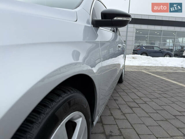 Сірий Фольксваген Пассат, об'ємом двигуна 2 л та пробігом 243 тис. км за 11300 $, фото 18 на Automoto.ua