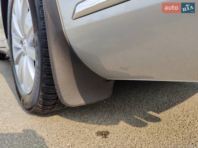 Сірий Фольксваген Пассат, об'ємом двигуна 1.97 л та пробігом 296 тис. км за 11600 $, фото 8 на Automoto.ua