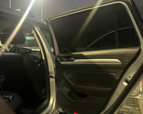 Серый Фольксваген Пассат, объемом двигателя 1.97 л и пробегом 412 тыс. км за 12999 $, фото 21 на Automoto.ua