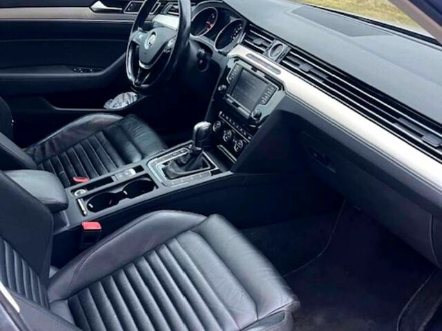 Серый Фольксваген Пассат, объемом двигателя 2 л и пробегом 162 тыс. км за 8200 $, фото 4 на Automoto.ua