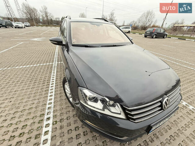 Серый Фольксваген Пассат, объемом двигателя 2 л и пробегом 324 тыс. км за 13500 $, фото 12 на Automoto.ua