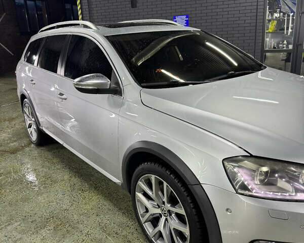 Серый Фольксваген Пассат, объемом двигателя 1.97 л и пробегом 295 тыс. км за 14500 $, фото 5 на Automoto.ua