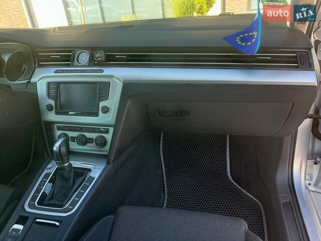 Серый Фольксваген Пассат, объемом двигателя 1.97 л и пробегом 206 тыс. км за 15900 $, фото 26 на Automoto.ua