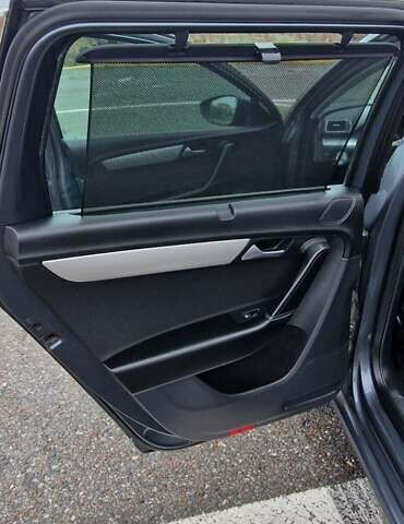 Серый Фольксваген Пассат, объемом двигателя 1.6 л и пробегом 228 тыс. км за 10499 $, фото 8 на Automoto.ua