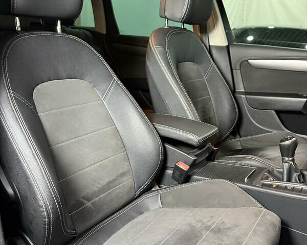 Серый Фольксваген Пассат, объемом двигателя 2 л и пробегом 220 тыс. км за 12900 $, фото 19 на Automoto.ua