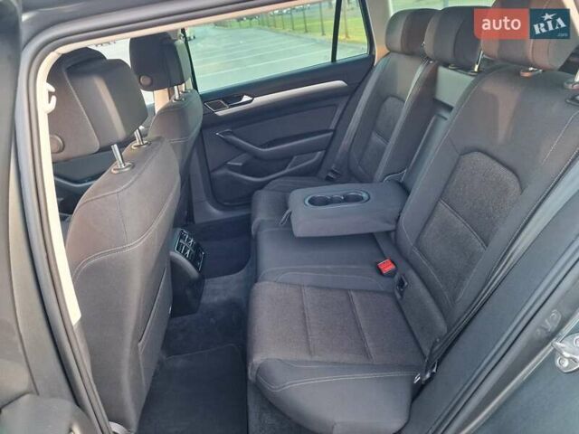 Сірий Фольксваген Пассат, об'ємом двигуна 1.97 л та пробігом 300 тис. км за 14200 $, фото 29 на Automoto.ua